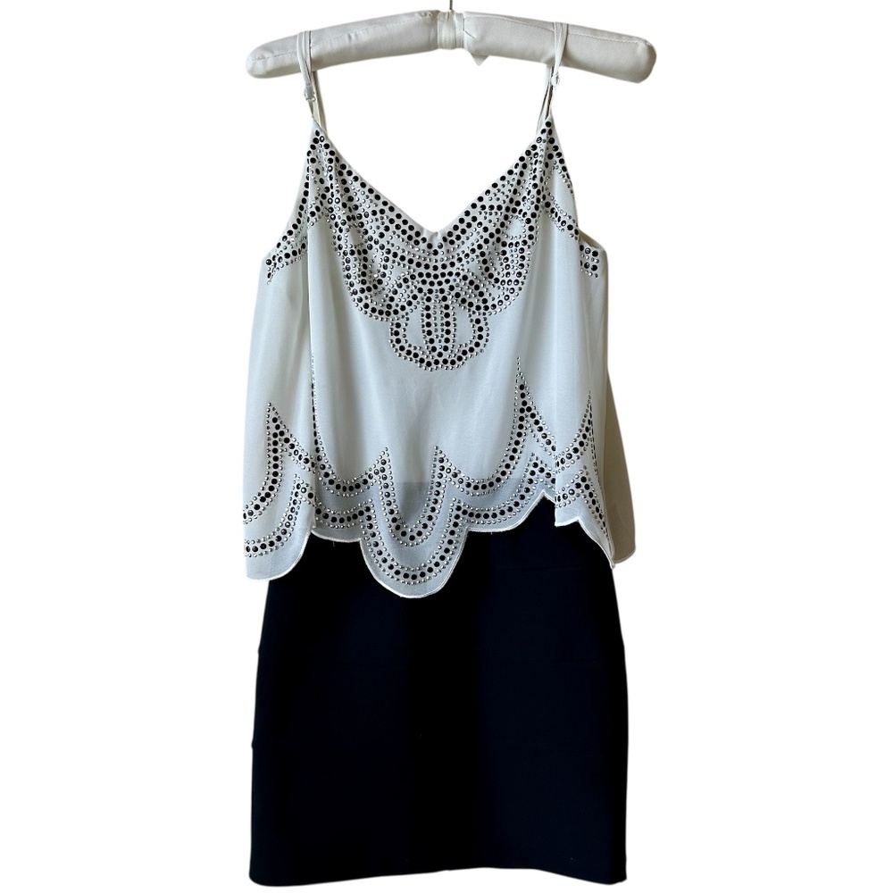 White and Black Embellished Dress Black and Silver Stones Scalloped Edges Size 3
